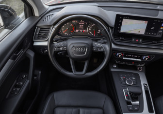 Подержанный автомобиль Audi Q5 2020 года (11 фото)
