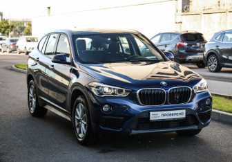 Подержанный автомобиль BMW X1 2019 года (5 фото)