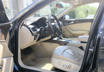 Подержанный автомобиль Audi A6 Sedan 2015 года (22 фото)
