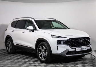 Подержанный автомобиль Hyundai Santa Fe 2023 года (3 фото)