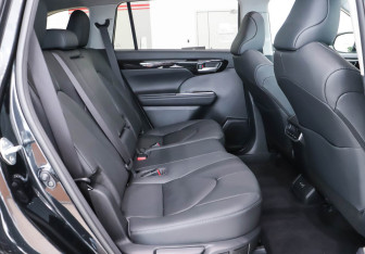 Новый Toyota Highlander 2025 (9 фото)