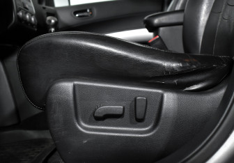Подержанный автомобиль Nissan X-Trail 2007 года (12 фото)