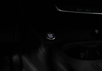 Подержанный автомобиль Audi A4 Sedan 2018 года (21 фото)
