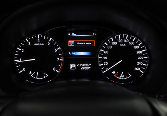 Подержанный автомобиль Nissan Teana 2014 года (18 фото)