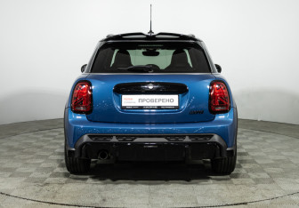 Подержанный автомобиль MINI Hatch 2021 года (6 фото)
