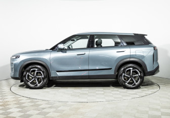 Подержанный автомобиль Jaecoo J7 2023 года (8 фото)