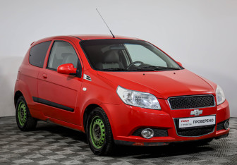 Подержанный автомобиль Chevrolet Aveo Hatchback 2008 года (3 фото)