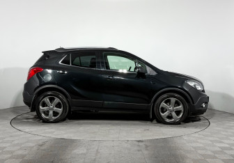Подержанный автомобиль Opel Mokka 2013 года (4 фото)