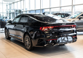 Новый Kia K5 2025 (5 фото)