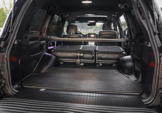 Подержанный автомобиль Toyota Land Cruiser Suv 2020 года (37 фото)