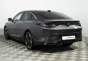 Подержанный автомобиль Changan Lamore 2023 года (7 фото)