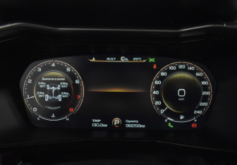 Подержанный автомобиль Geely Tugella 2024 года (23 фото)