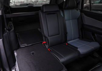 Подержанный автомобиль Volkswagen Teramont 2021 года (31 фото)