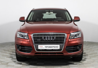 Подержанный автомобиль Audi Q5 2011 года (2 фото)