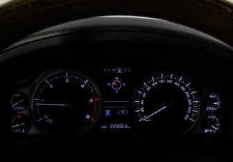 Подержанный автомобиль Toyota Land Cruiser Suv 2018 года (36 фото)