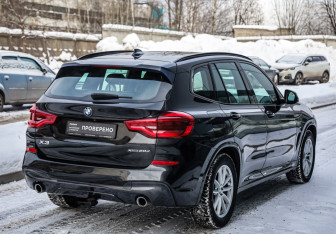 Подержанный автомобиль BMW X3 2019 года (5 фото)