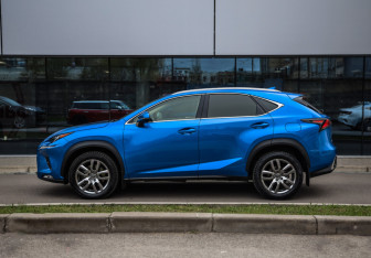 Подержанный автомобиль Lexus NX 2019 года (9 фото)
