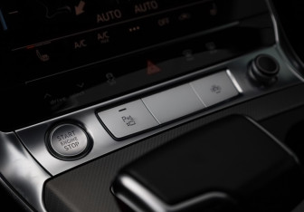 Подержанный автомобиль Audi A6 Sedan 2018 года (20 фото)