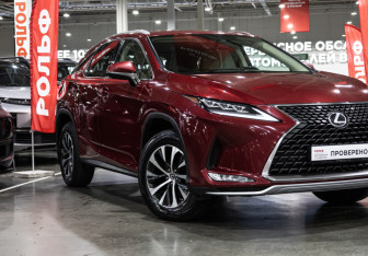 Подержанный автомобиль Lexus RX 2021 года (6 фото)