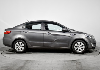 Подержанный автомобиль Kia Rio Sedan 2013 года (4 фото)
