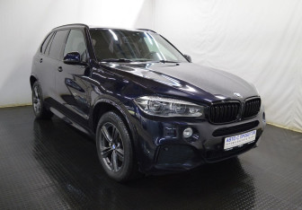 Подержанный автомобиль BMW X5 2015 года (3 фото)