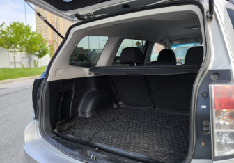 Подержанный автомобиль Subaru Forester Suv 2010 года (13 фото)