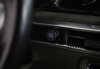 Подержанный автомобиль Kia K5 2020 года (18 фото)