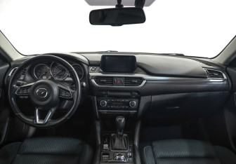 Подержанный автомобиль Mazda 6 Sedan 2017 года (10 фото)