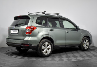 Подержанный автомобиль Subaru Forester Suv 2014 года (5 фото)