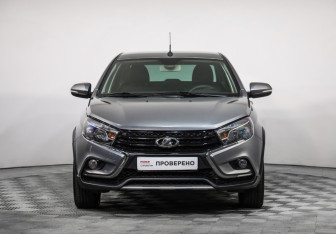 Подержанный автомобиль LADA (ВАЗ) Vesta Sedan 2018 года (2 фото)