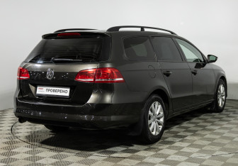 Подержанный автомобиль Volkswagen Passat Wagon 2012 года (5 фото)
