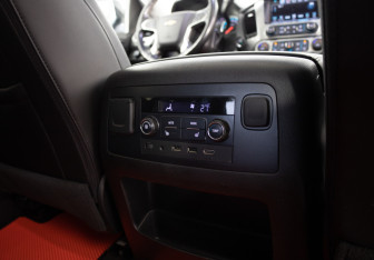 Подержанный автомобиль Chevrolet Tahoe 2019 года (32 фото)