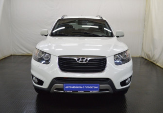 Подержанный автомобиль Hyundai Santa Fe 2012 года (2 фото)