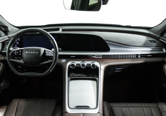 Подержанный автомобиль Exeed TXL 2024 года (13 фото)