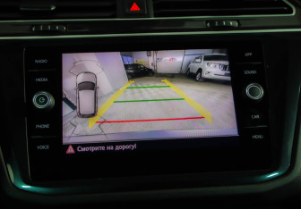 Подержанный автомобиль Volkswagen Tiguan 2019 года (15 фото)