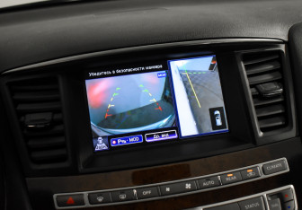Подержанный автомобиль Infiniti QX60 2014 года (21 фото)