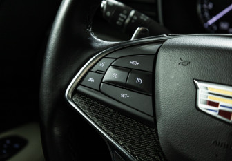 Подержанный автомобиль Cadillac XT5 2020 года (21 фото)