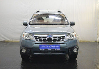 Подержанный автомобиль Subaru Forester Suv 2010 года (2 фото)