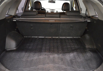 Подержанный автомобиль Kia Sorento 2016 года (15 фото)