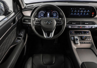 Подержанный автомобиль Hyundai Palisade 2021 года (11 фото)