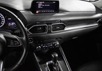 Подержанный автомобиль Mazda CX-5 2019 года (17 фото)
