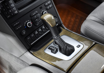 Подержанный автомобиль Volvo XC90 2009 года (11 фото)