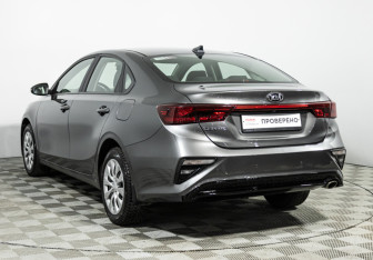 Подержанный автомобиль Kia Cerato Sedan 2020 года (7 фото)