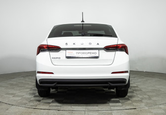 Подержанный автомобиль Skoda Rapid Liftback 2020 года (6 фото)