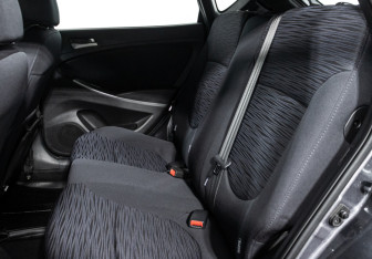 Подержанный автомобиль Hyundai Solaris Hatchback 2016 года (10 фото)