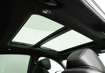 Подержанный автомобиль Honda Accord Sedan 2023 года (15 фото)