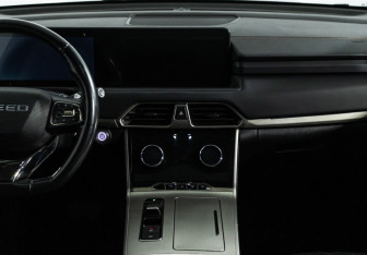 Подержанный автомобиль Exeed TXL 2022 года (14 фото)