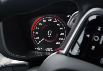 Подержанный автомобиль Volvo XC60 2019 года (30 фото)