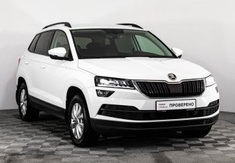 Подержанный автомобиль Skoda Karoq 2021 года (3 фото)