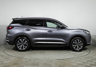 Подержанный автомобиль Chery Tiggo 7 Pro 2022 года (4 фото)